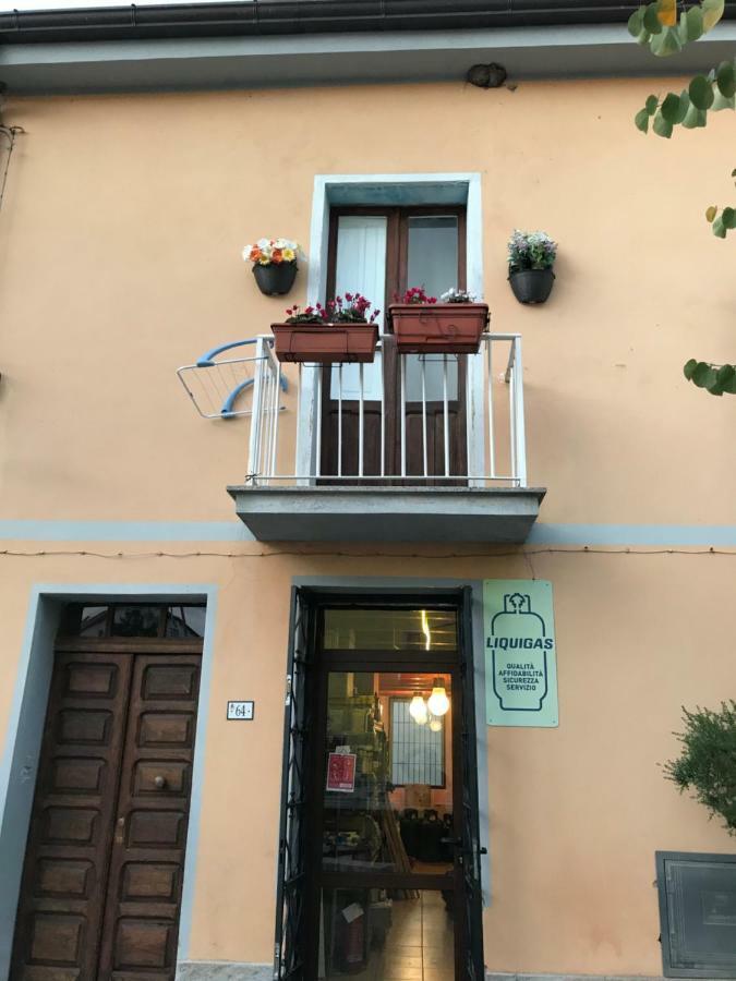 Отель La Piazzetta Austis Экстерьер фото